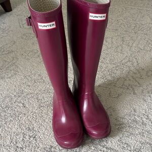 Hunter Deep Red Tall Boots
